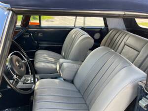 Bild 2/29 von Mercedes-Benz 280 SE 3,5 (1970)