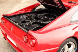 Image 38/93 of Ferrari F 355 Berlinetta (1997)