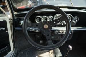 Image 40/47 of Innocenti Mini Cooper 1300 (1974)