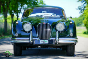 Image 2/53 of Jaguar XK 150 FHC (1958)