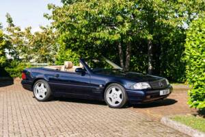 Image 8/50 of Mercedes-Benz SL 600 (2000)
