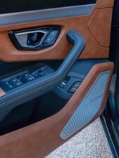 Bild 9/16 von Lamborghini Urus (2019)