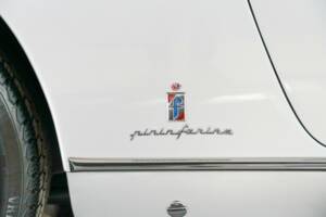 Bild 49/50 von Ferrari 330 GT (1965)