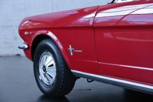 Immagine 21/50 di Ford Mustang 289 (1965)