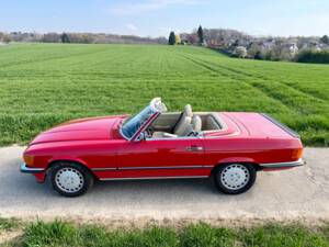 Bild 1/33 von Mercedes-Benz 500 SL (1988)