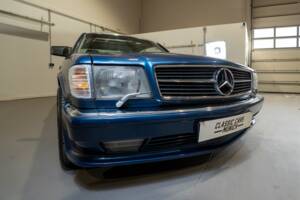 Image 26/27 of Mercedes-Benz 500 SEC (1988)