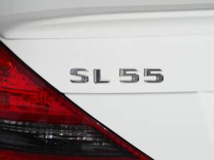 Immagine 34/49 di Mercedes-Benz SL 55 AMG (2006)