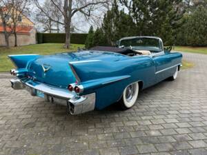 Bild 2/16 von Cadillac Eldorado Biarritz (1955)