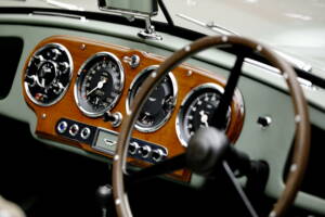 Bild 16/37 von Aston Martin DB 2 Vantage DHC (1953)