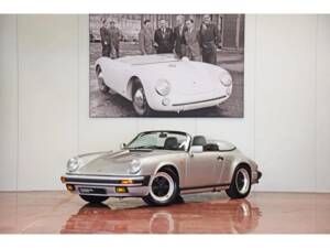 Image 31/132 of Porsche 911 Speedster 3.2 (1989)
