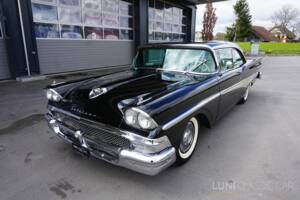 Image 14/77 of Ford Fairlane 500 Club Victoria (1958)