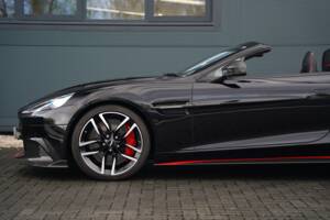 Image 9/50 of Aston Martin Vanquish S Volante (2018)