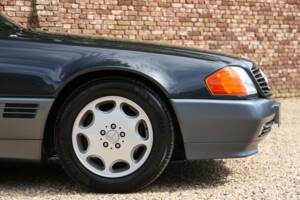 Image 41/50 of Mercedes-Benz 500 SL (1992)