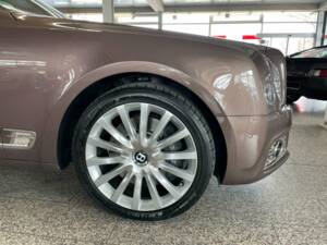 Bild 6/20 von Bentley Mulsanne Mulliner EWB (2017)