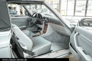 Immagine 15/15 di Mercedes-Benz 560 SL (1988)