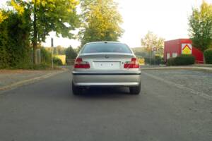 Afbeelding 31/58 van BMW 330i (2002)