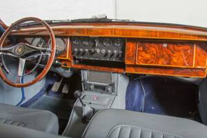 Bild 23/35 von Jaguar Mk II 3.4 (1967)
