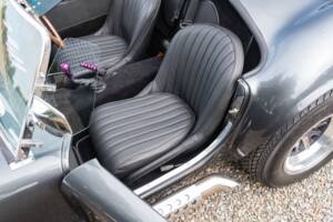 Image 32/55 of AC Cobra Mk IV (1989)