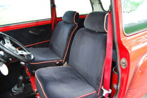 Image 29/35 of Mini 1000 (1988)