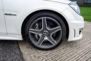 Bild 24/25 von Mercedes-Benz C 63 AMG (2012)