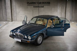 Imagen 89/99 de Daimler Double Six (1993)