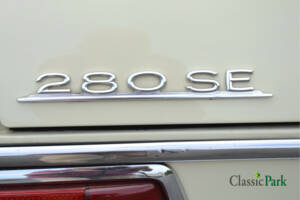 Image 46/49 of Mercedes-Benz 280 SE 3,5 (1972)