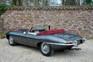 Immagine 40/50 di Jaguar E-Type 3.8 (1961)