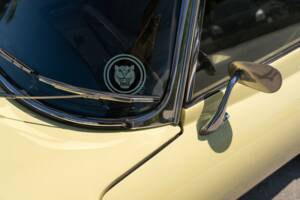 Image 7/78 de Jaguar E-Type (1969)