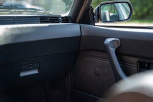 Image 39/49 of BMW M 635 CSi (1986)