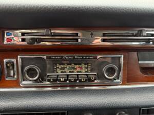 Image 23/44 of Mercedes-Benz 280 SEL 3,5 (1971)