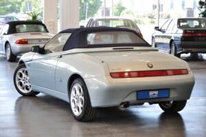 Immagine 39/41 di Alfa Romeo Spider 3.0 V6 12V (2000)