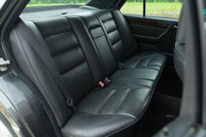 Bild 24/49 von Mercedes-Benz 320 E (1993)