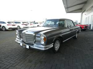 Bild 3/20 von Mercedes-Benz 280 SE 3,5 (1970)