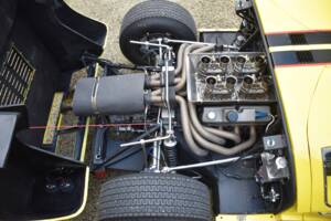 Image 24/31 of Ford GT40 (1965)