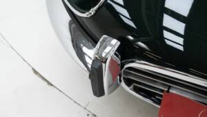 Image 12/15 de Jaguar Type E V12 (2+2) (1973)