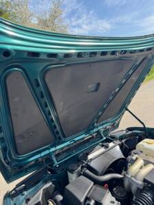 Image 3/11 de BMW 318i (1993)