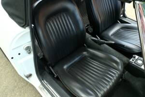 Image 46/66 of Alfa Romeo 1750 Spider Veloce (1968)
