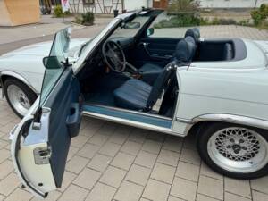 Image 4/18 of Mercedes-Benz 350 SL (1971)