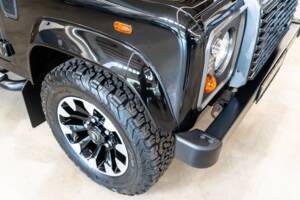 Bild 9/30 von Land Rover Defender 110 (2013)