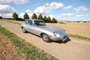 Bild 2/38 von Jaguar E-Type (2+2) (1968)