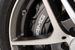Imagen 32/56 de Mercedes-Benz SLS AMG (2011)