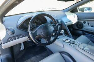 Image 43/50 de Lamborghini Murciélago (2003)