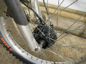 Image 24/33 of Honda TLR 250 (1986)