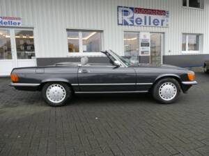 Immagine 8/24 di Mercedes-Benz 300 SL (1986)