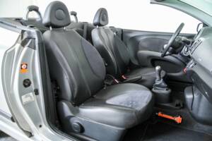 Image 21/47 of Nissan Micra C+C 1.6 (2008)