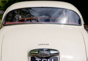 Image 16/50 de Jaguar Mk II 2.4 (1967)