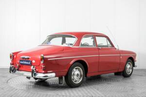 Image 2/50 of Volvo P 123 GT (1968)