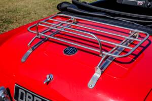 Image 37/41 de MG MGB (1972)