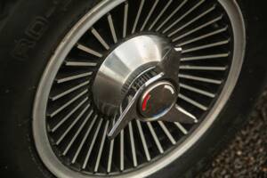 Bild 37/50 von Chevrolet Corvette Sting Ray Convertible (1966)