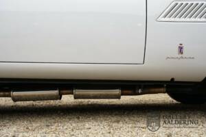 Afbeelding 43/50 van Ferrari 250 GTE (1964)